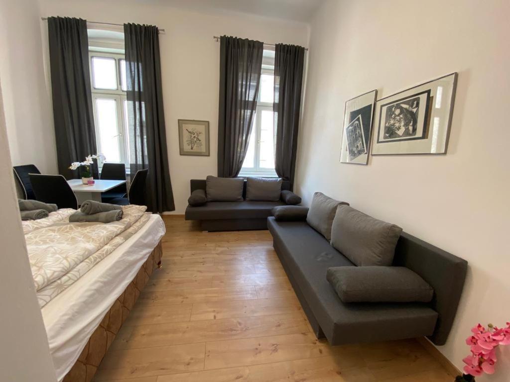 Quad-Room Near Prater Stern Вена Экстерьер фото